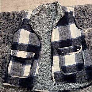 Plaid Sherpa-Lined Vest